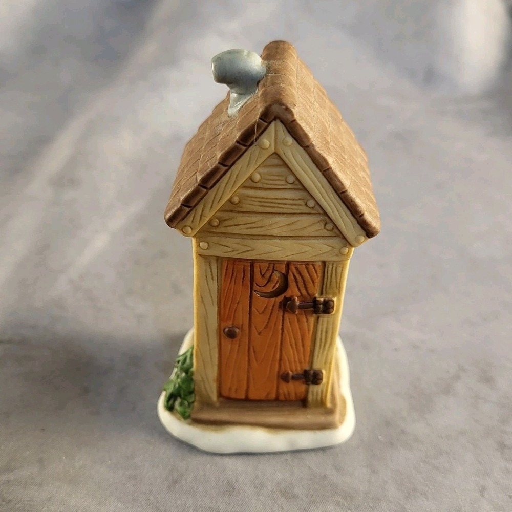 Vintage Lefton China Colonial Snow Village Outhouse #07325 Accessory 1989